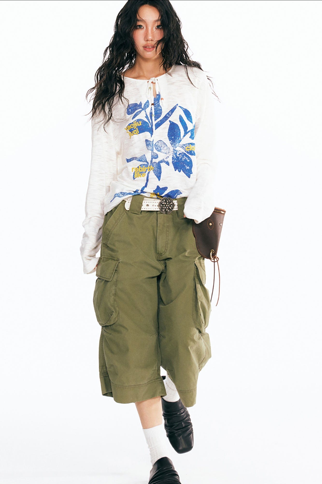 Graphic Sesame Leaves Drawstring Neck Long Sleeve Tee