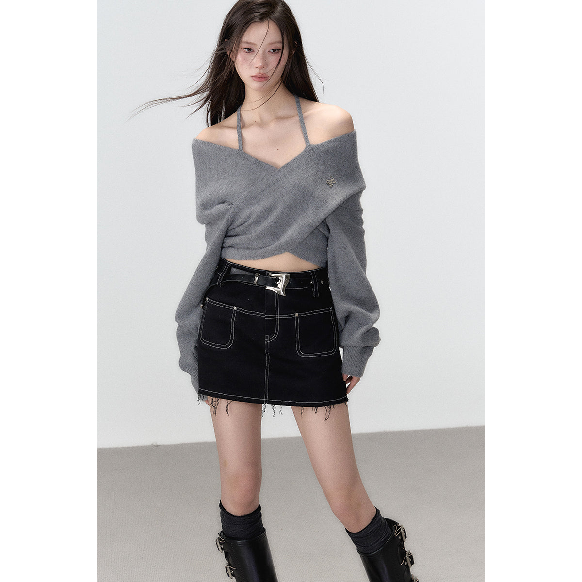 Grey Crossed Knit Halter Top - chiclara