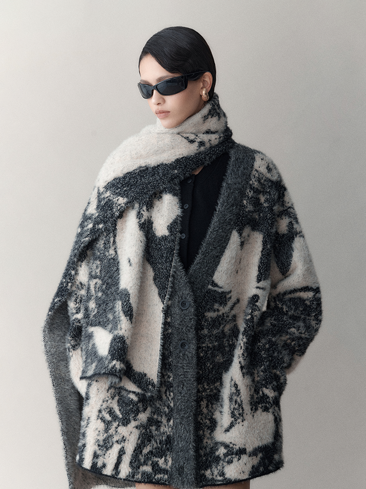 Elegant Wool Blend Scarf - chiclara