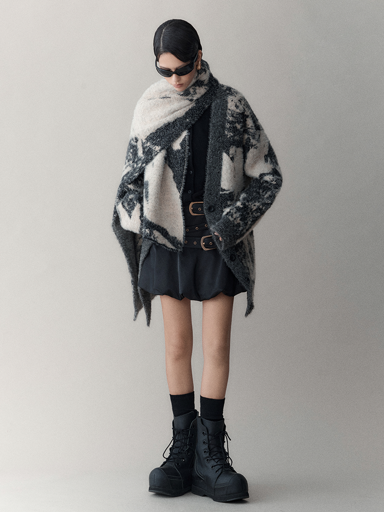 Elegant Wool Blend Scarf - chiclara