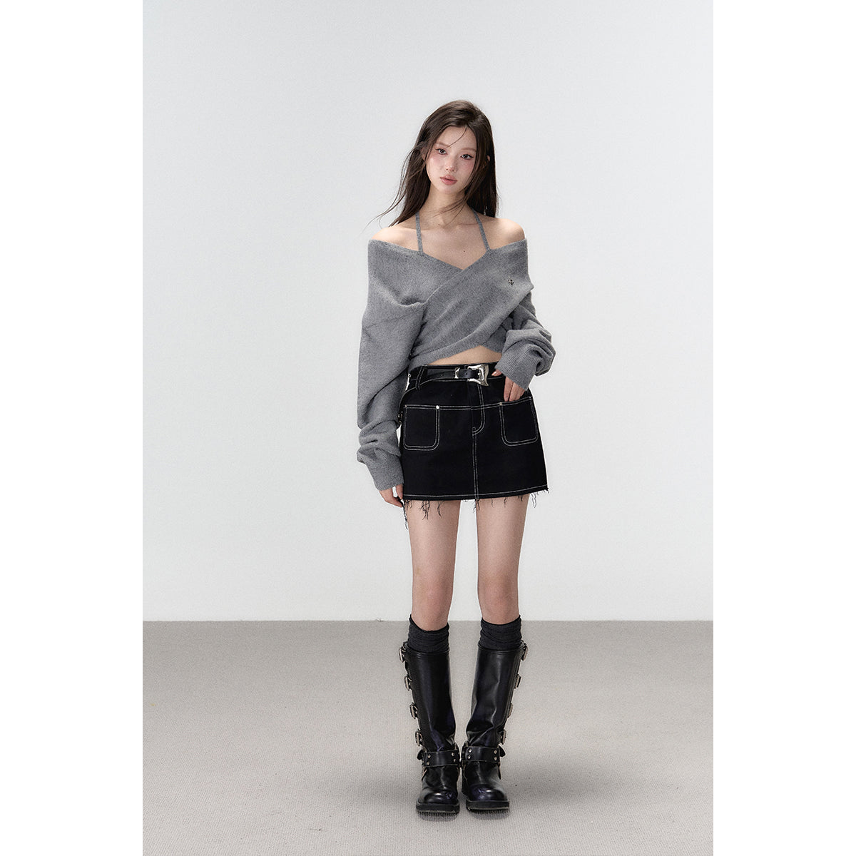Grey Crossed Knit Halter Top - chiclara