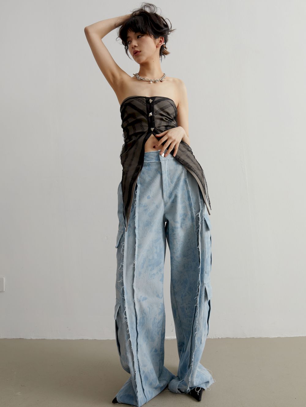 Triangle Nich Chici Crop Top - chiclara