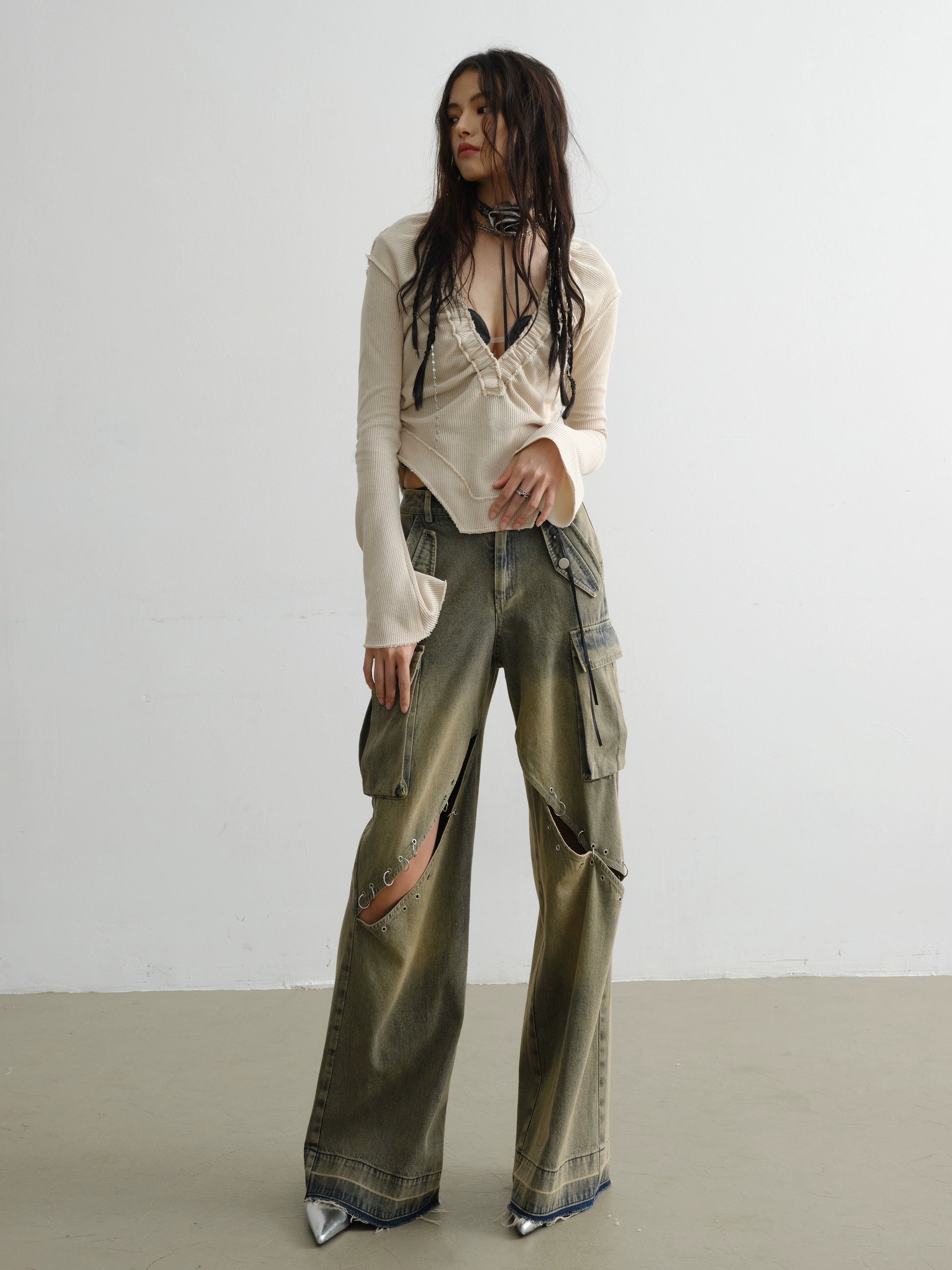 Refined Deep V Knitted Shirt With Exquisite Stitching - chiclara