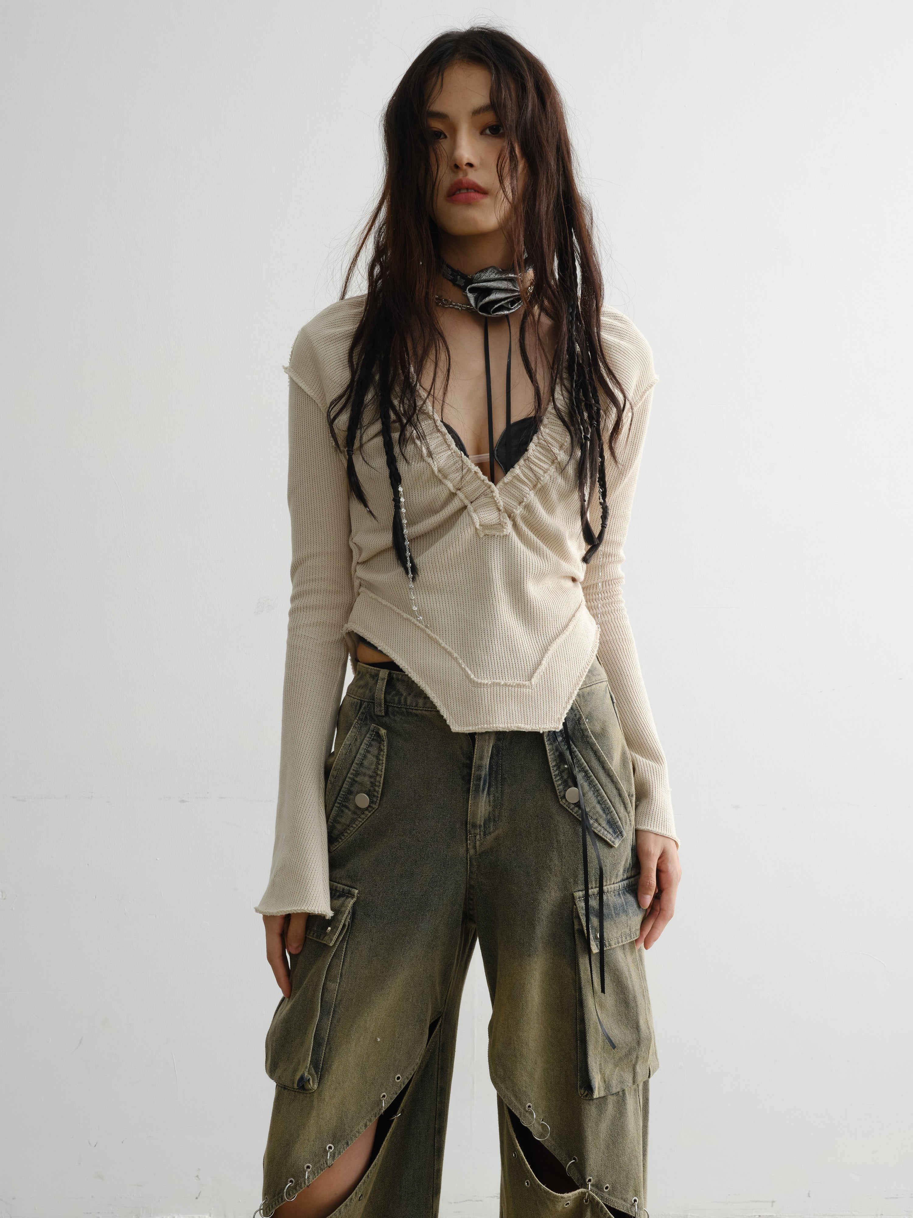 Refined Deep V Knitted Shirt With Exquisite Stitching - chiclara