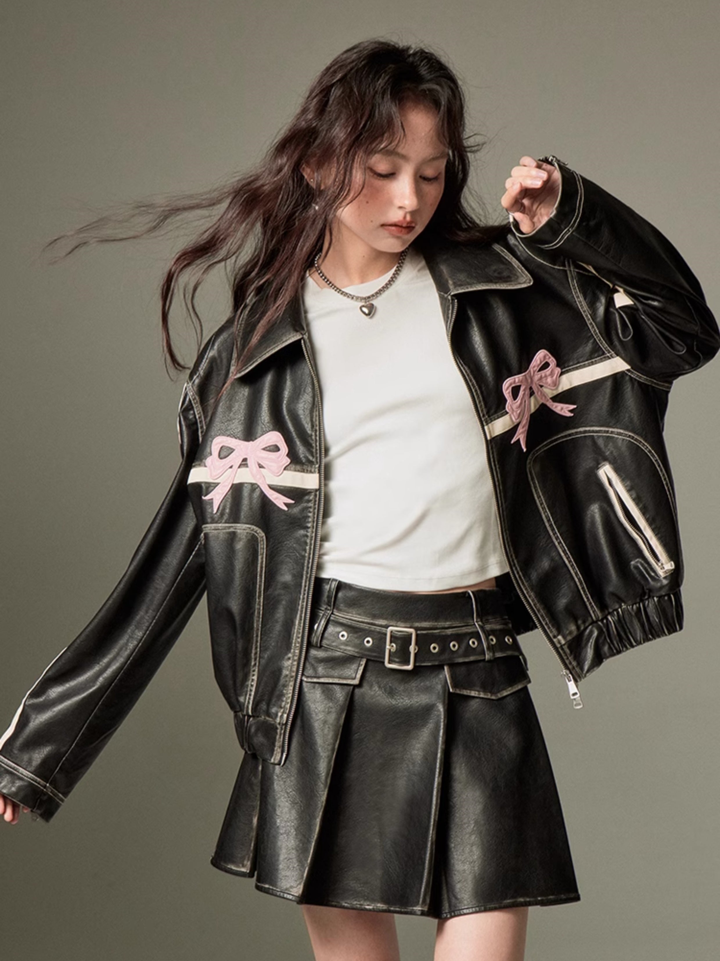 Vintage Pleated Leather Skirt - chiclara