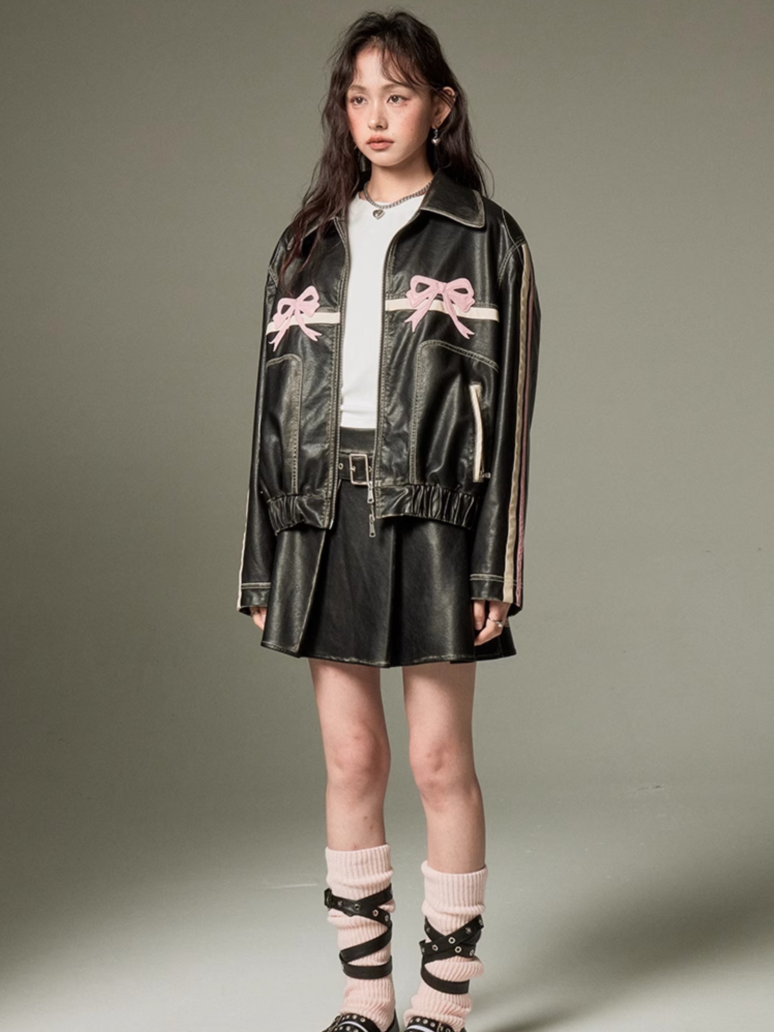 Retro Color-Painted Leather Jacket With Bowknot Detail - chiclara