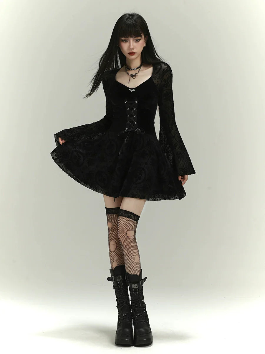 Gothic dress outfit ideas from Chiclara
