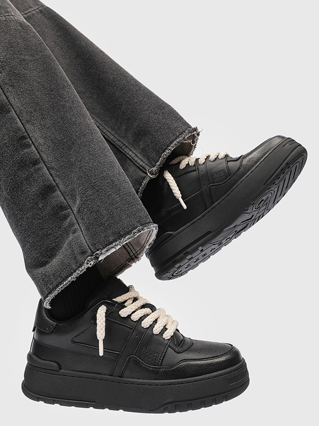 Chunky Sneakers with Thick Rope Laces