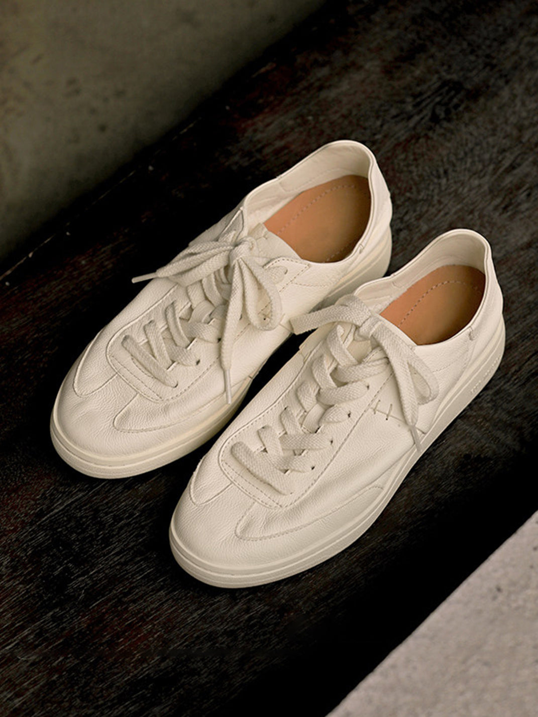 Cowhide Flat Shoes