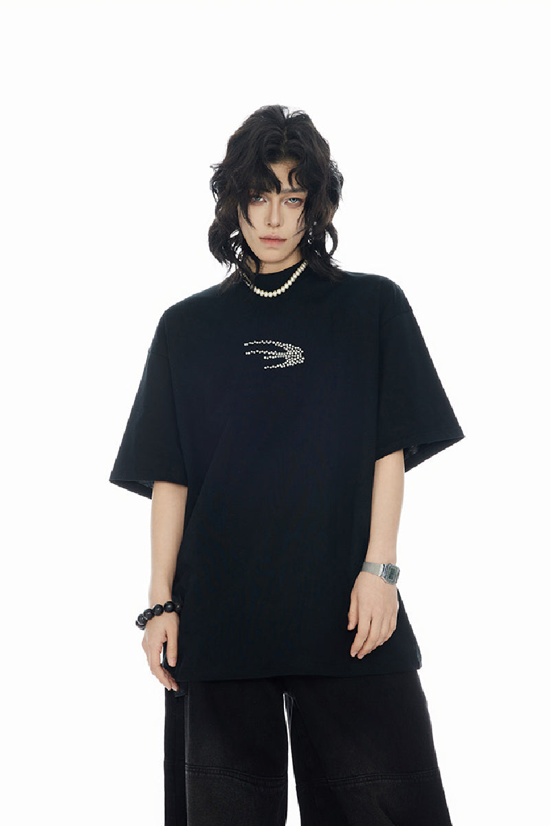 Elegant Beaded Pearl Logo Oversized Tee - chiclara