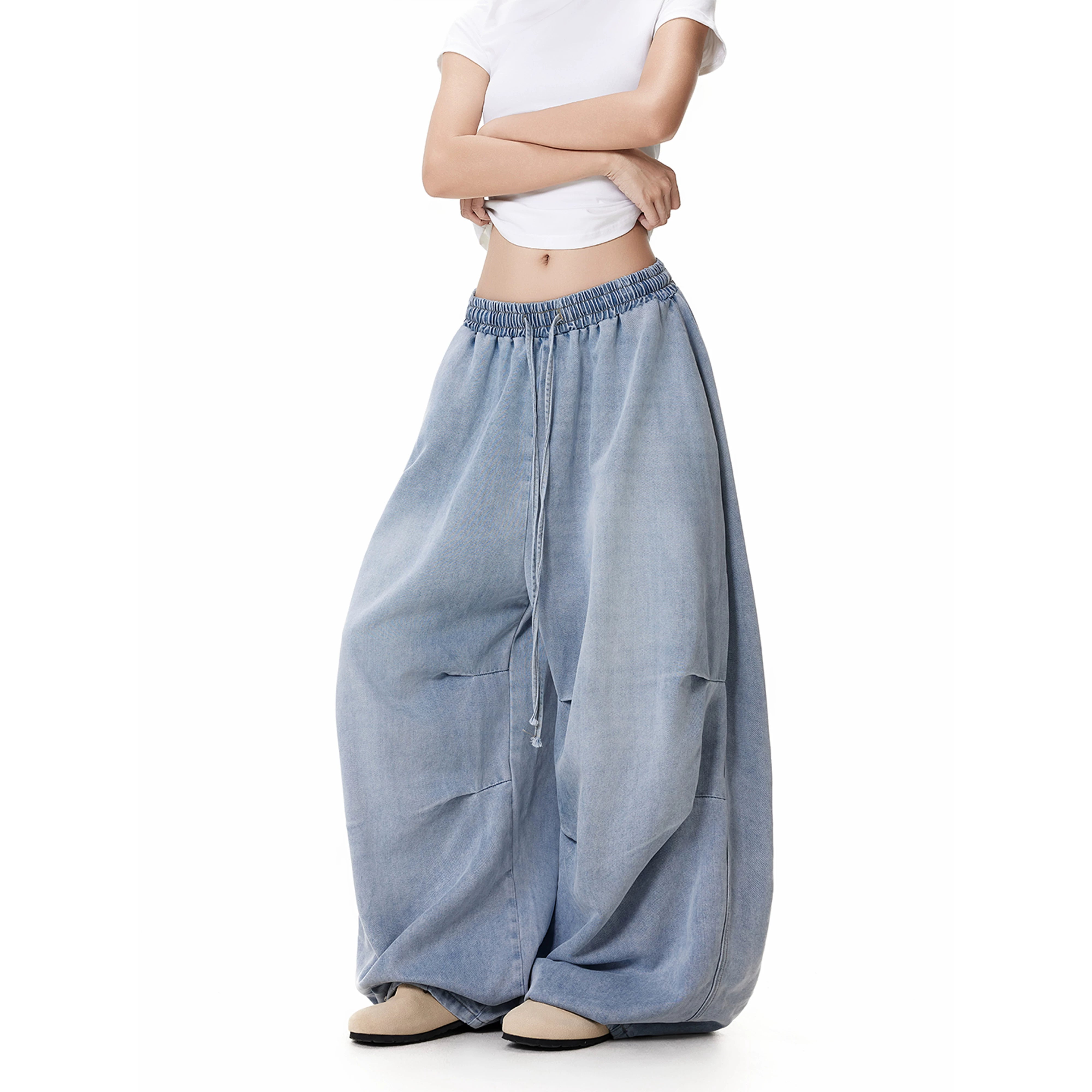 Wrinkled drawstring wide-leg jeans in blue