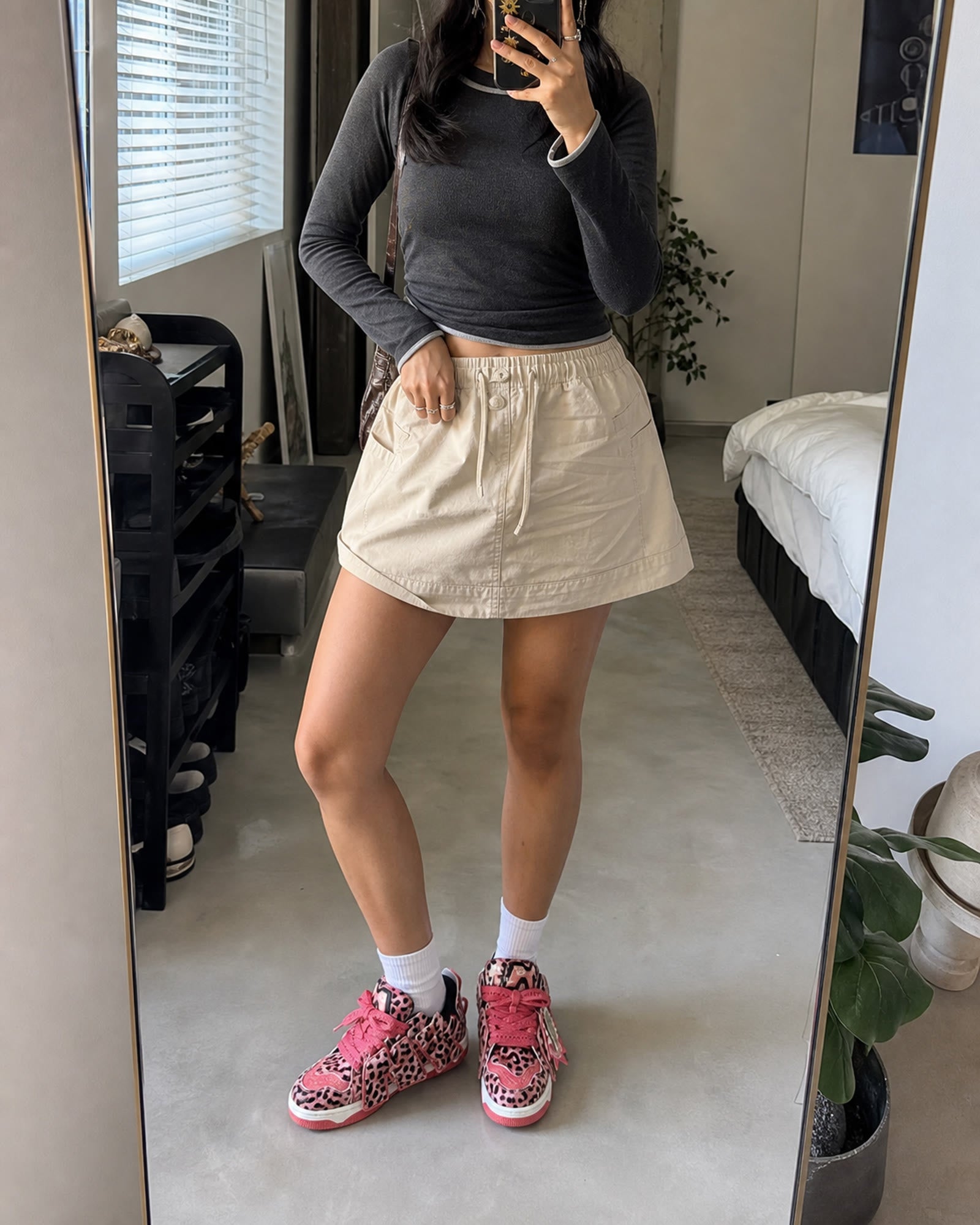 Leopard Low-Top Skate Sneakers showcase 1