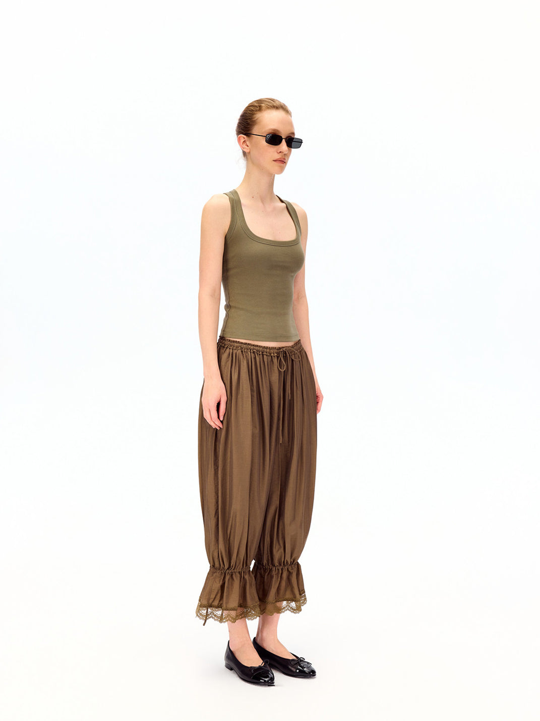 Lace Hem Drawstring Cropped Balloon Pants