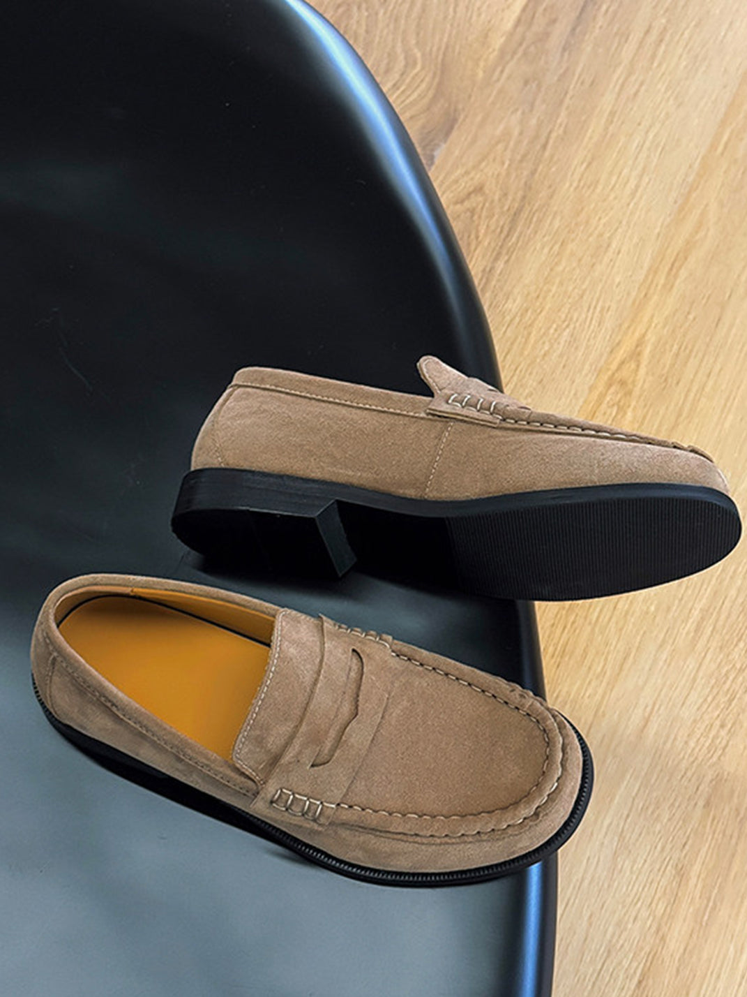 Square-Toe Leather Loafers | Chiclara