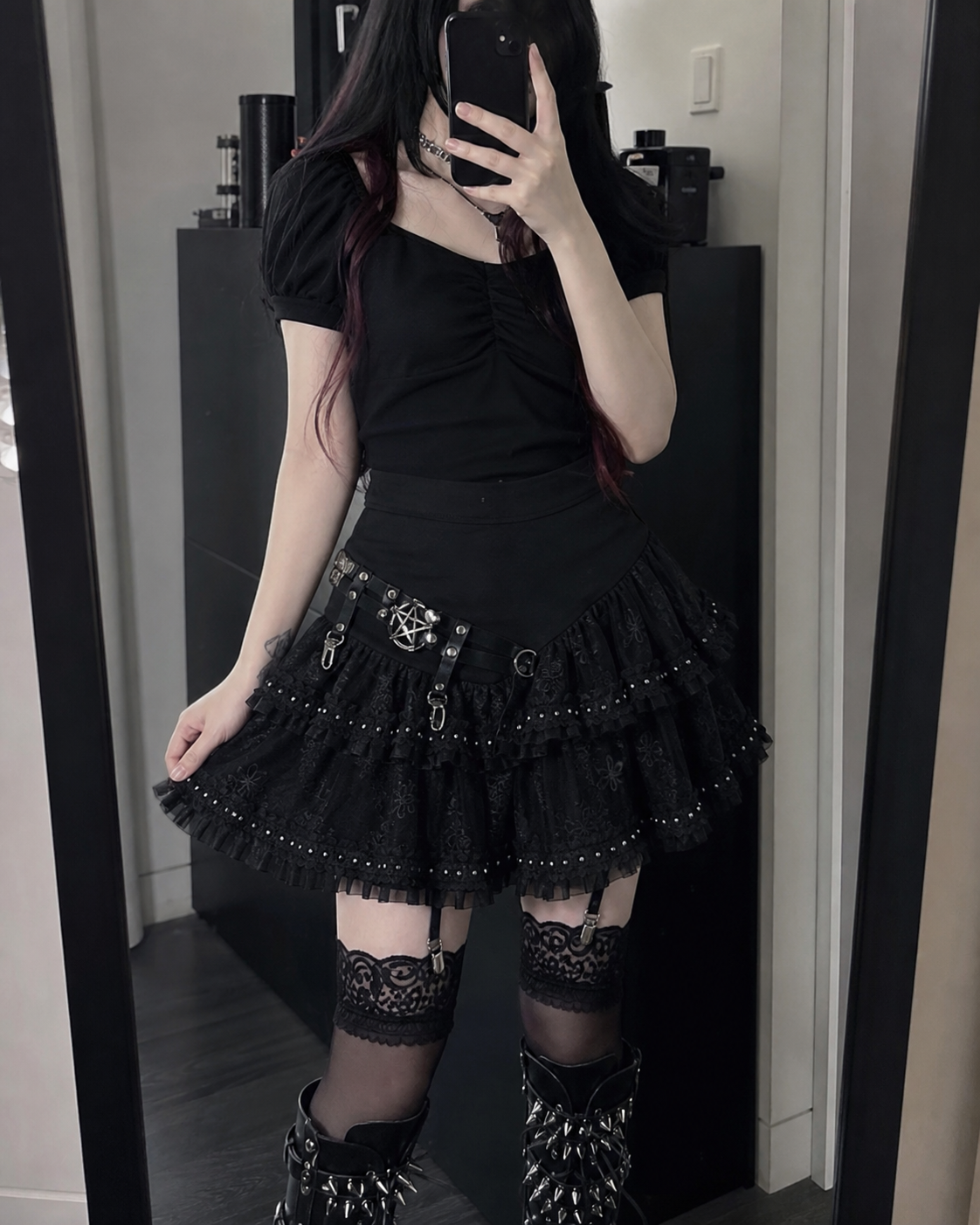 Gothic Lolita Tiered Ruffle Mini Skirt with Floral Lace and Studded Trim showcase 2