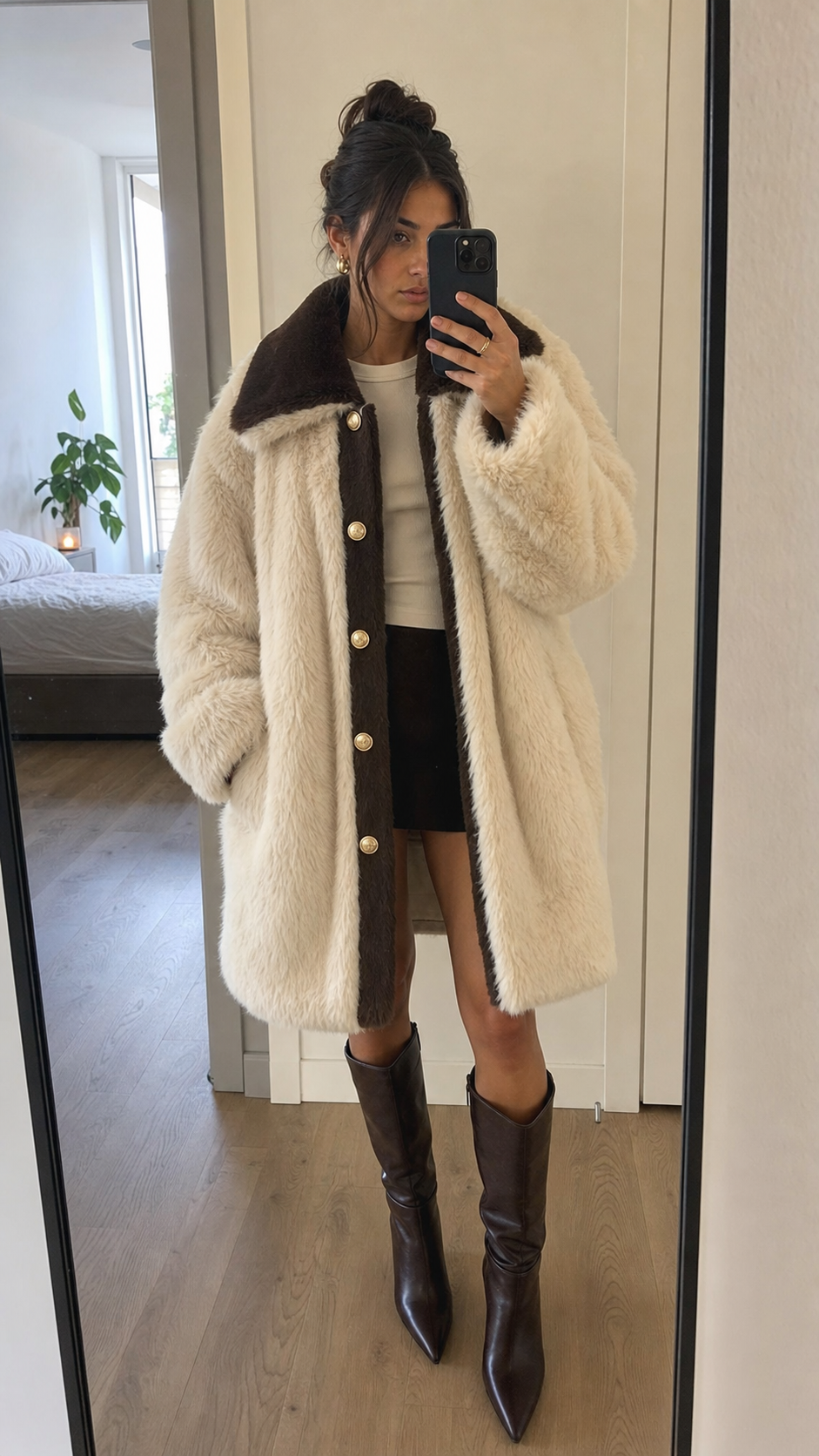 Bicolor Fur Coat showcase 2