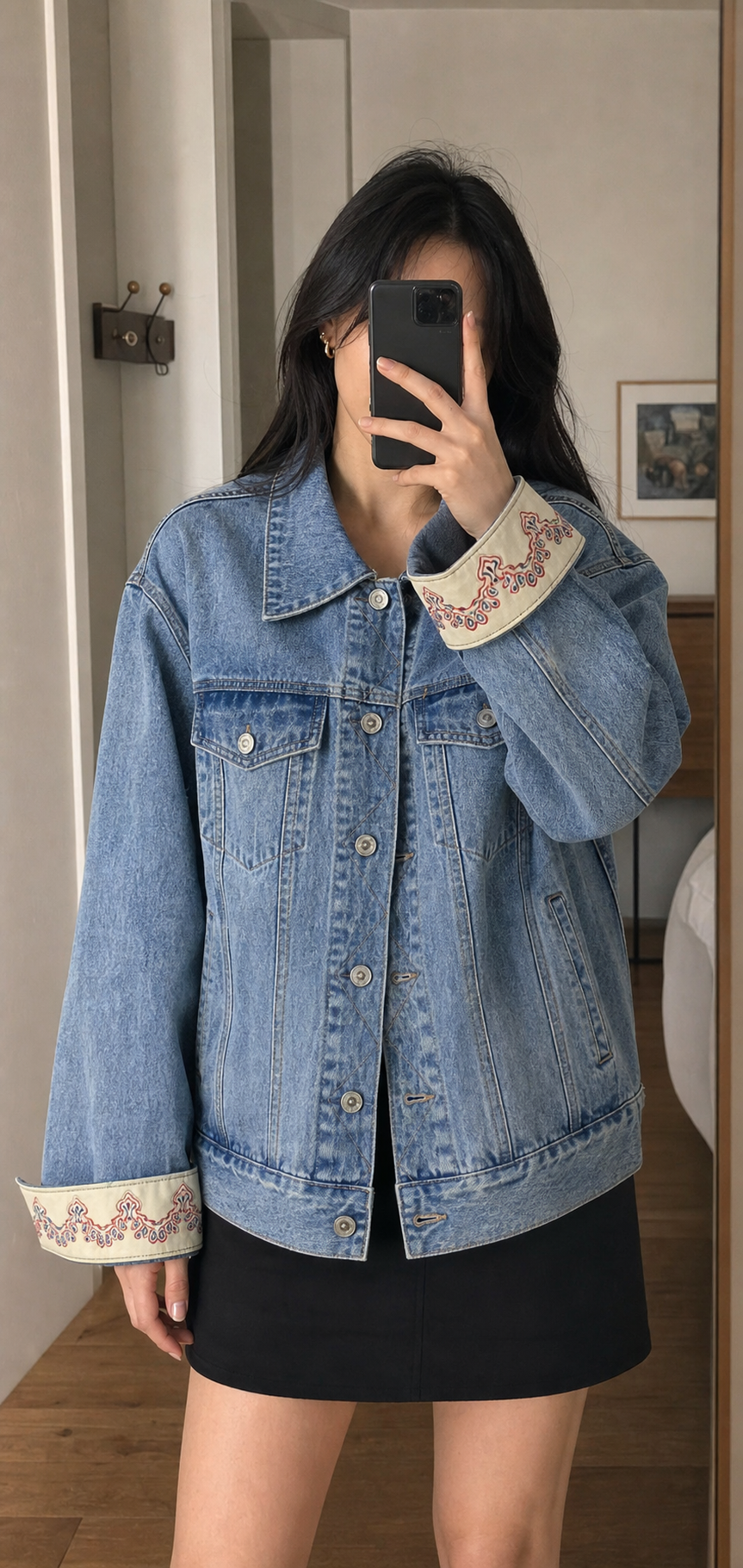 Autumn Denim Jacket, Loose Slimming Design With Patchwork showcase 2