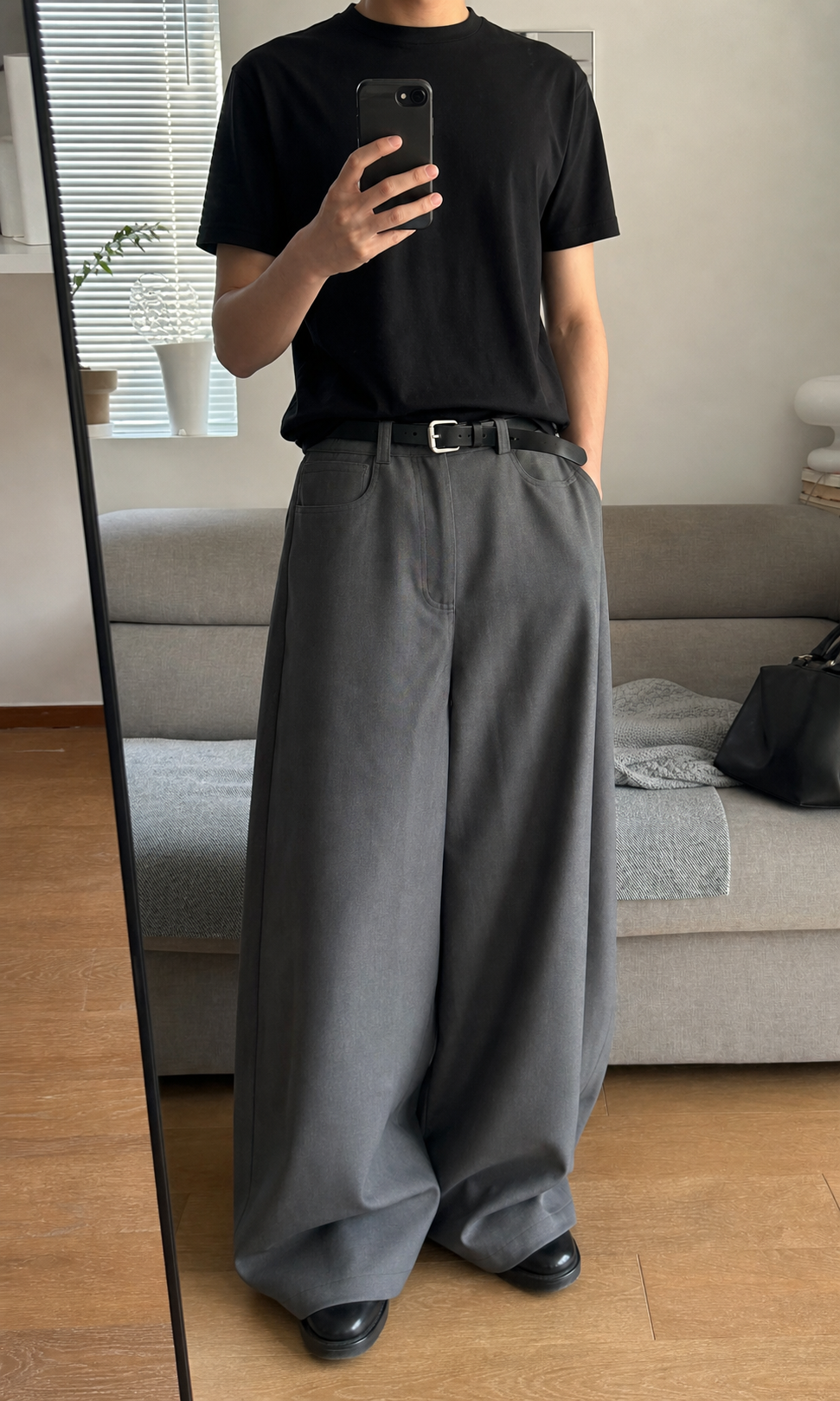 Pleated Wide-Leg Trousers showcase 2
