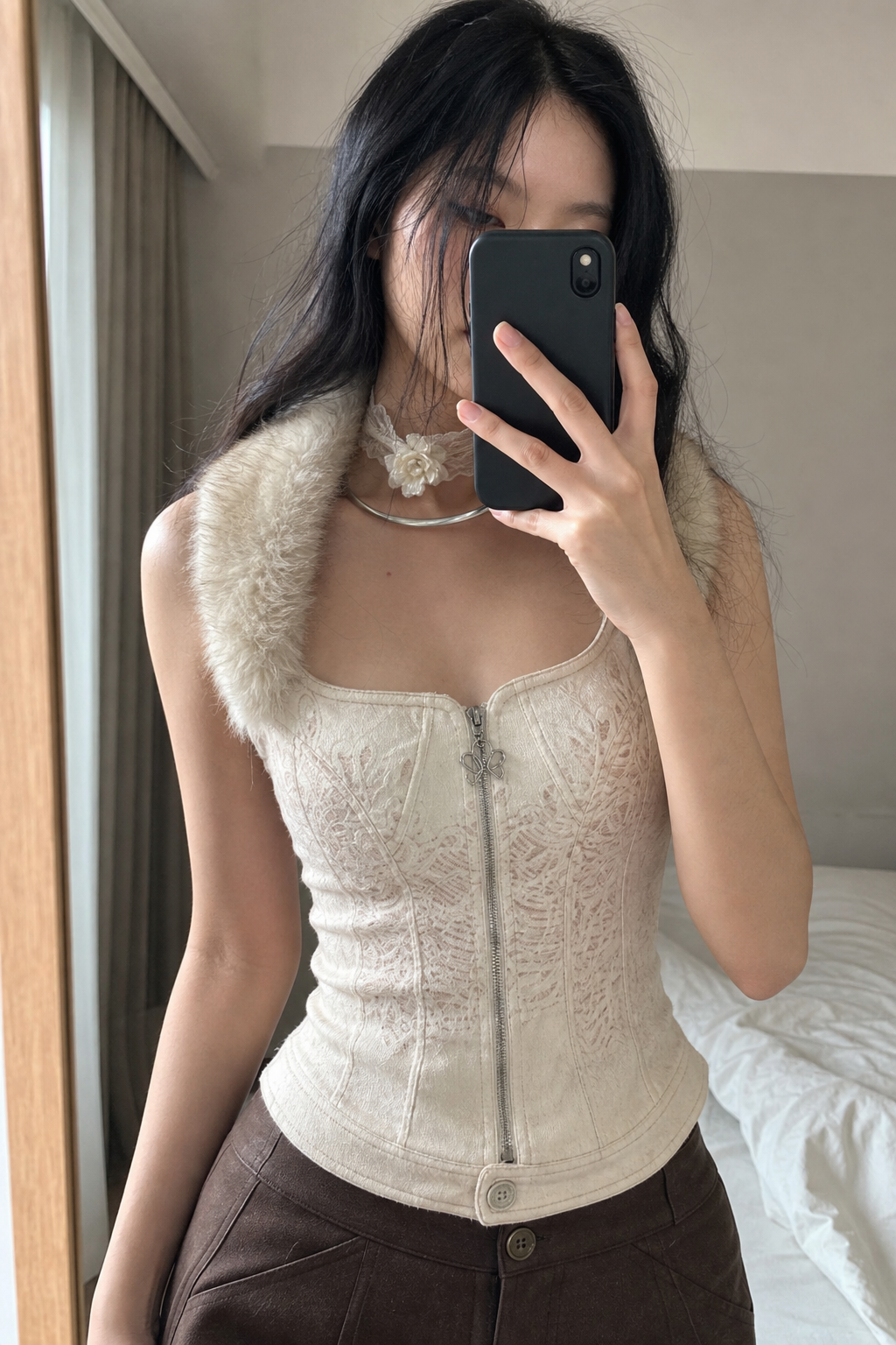 Fur-Trimmed Lace Corset Top showcase 2