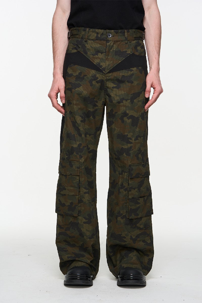 Contrast Camo Texture Cargo Pants B - chiclara