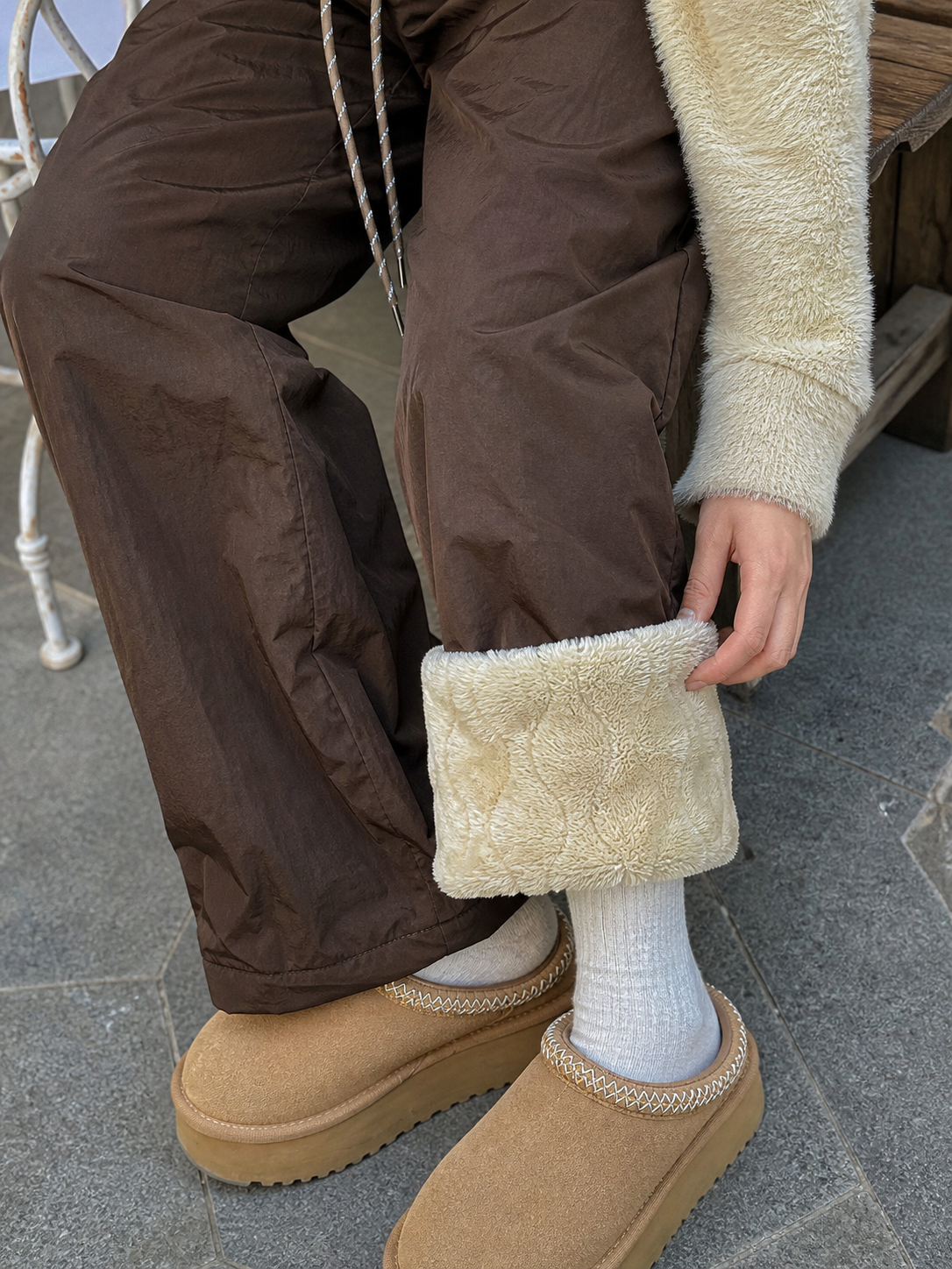 Fleece-Core Convertible Liner Pants showcase 3
