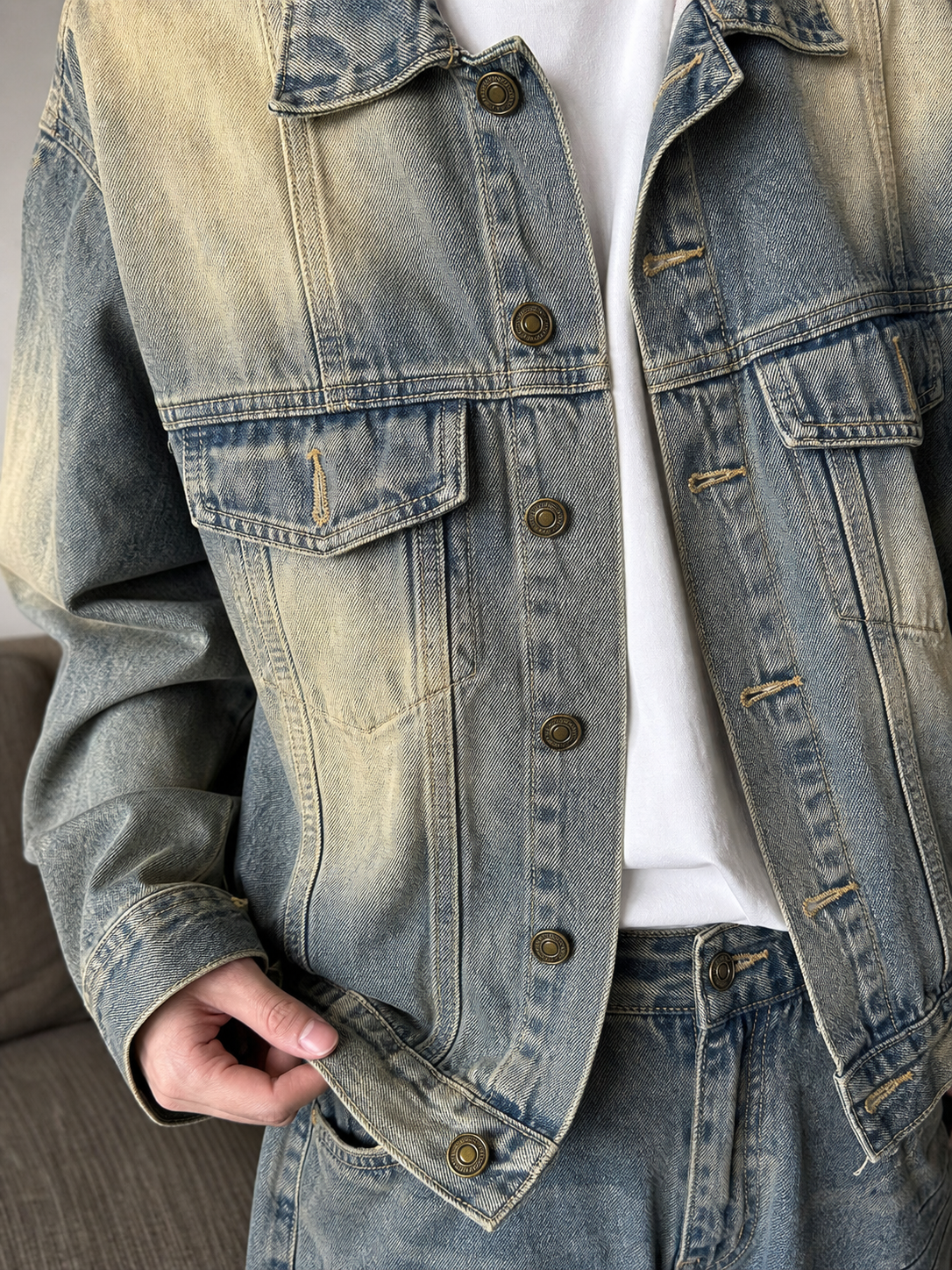Distressed Vintage Wash Denim Set showcase 3