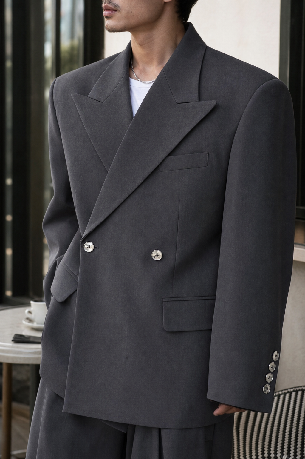Loose Fit Suit Jacket showcase 3