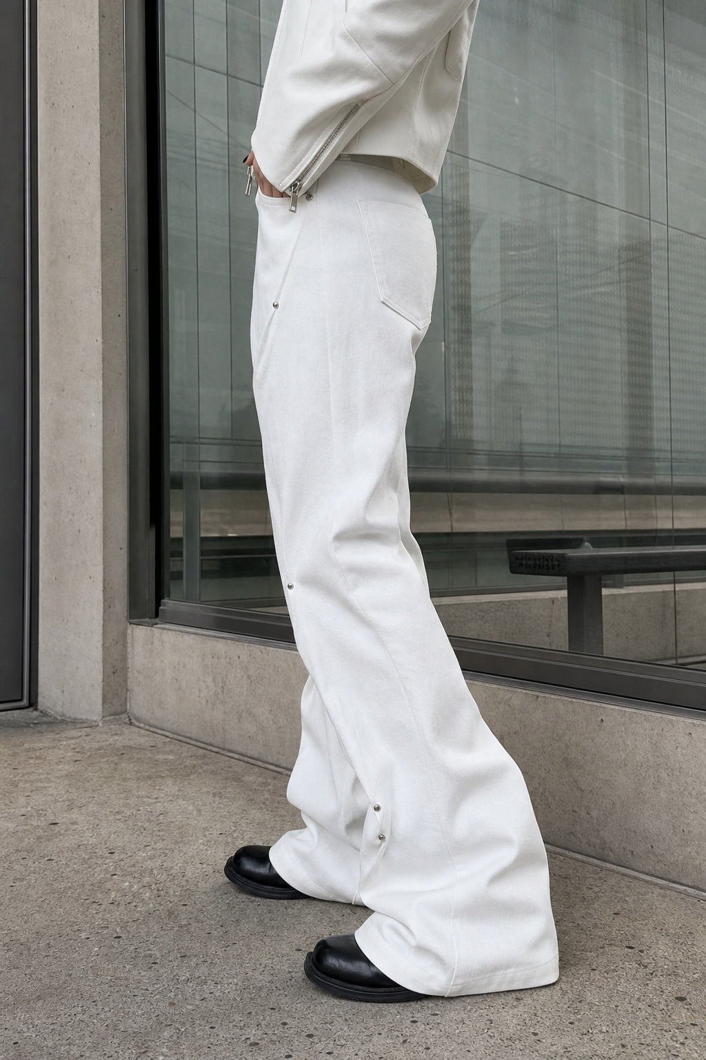 Axis Crest Sculpt Flare Denim Pants showcase 4