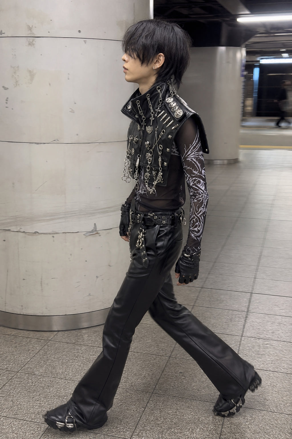 Obsidian Relic Relicry Hardware Harness Vest regenerated UGC showcase 4