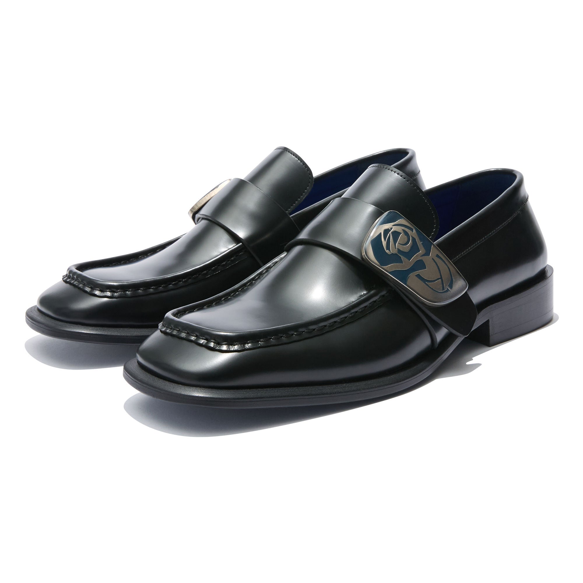 Rose Crest Leather Loafers - Black