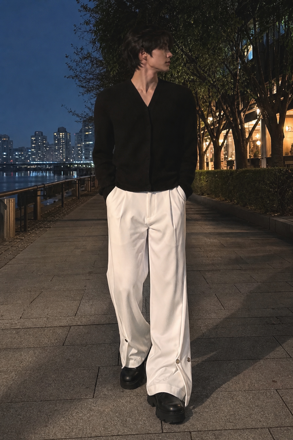 Straight Cut Loose Trousers showcase 5