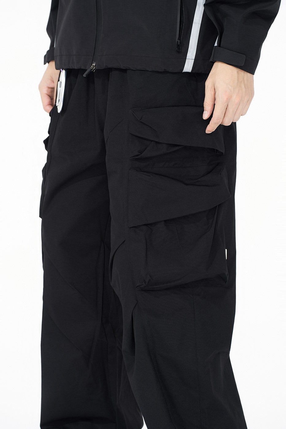 Alpine Cargo Pants