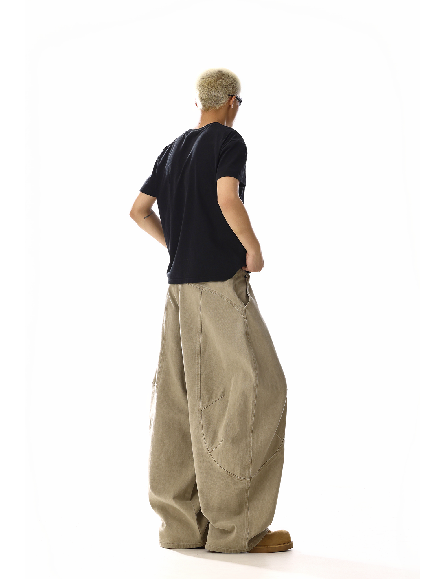 Washed barrel-leg utility pants khaki back view