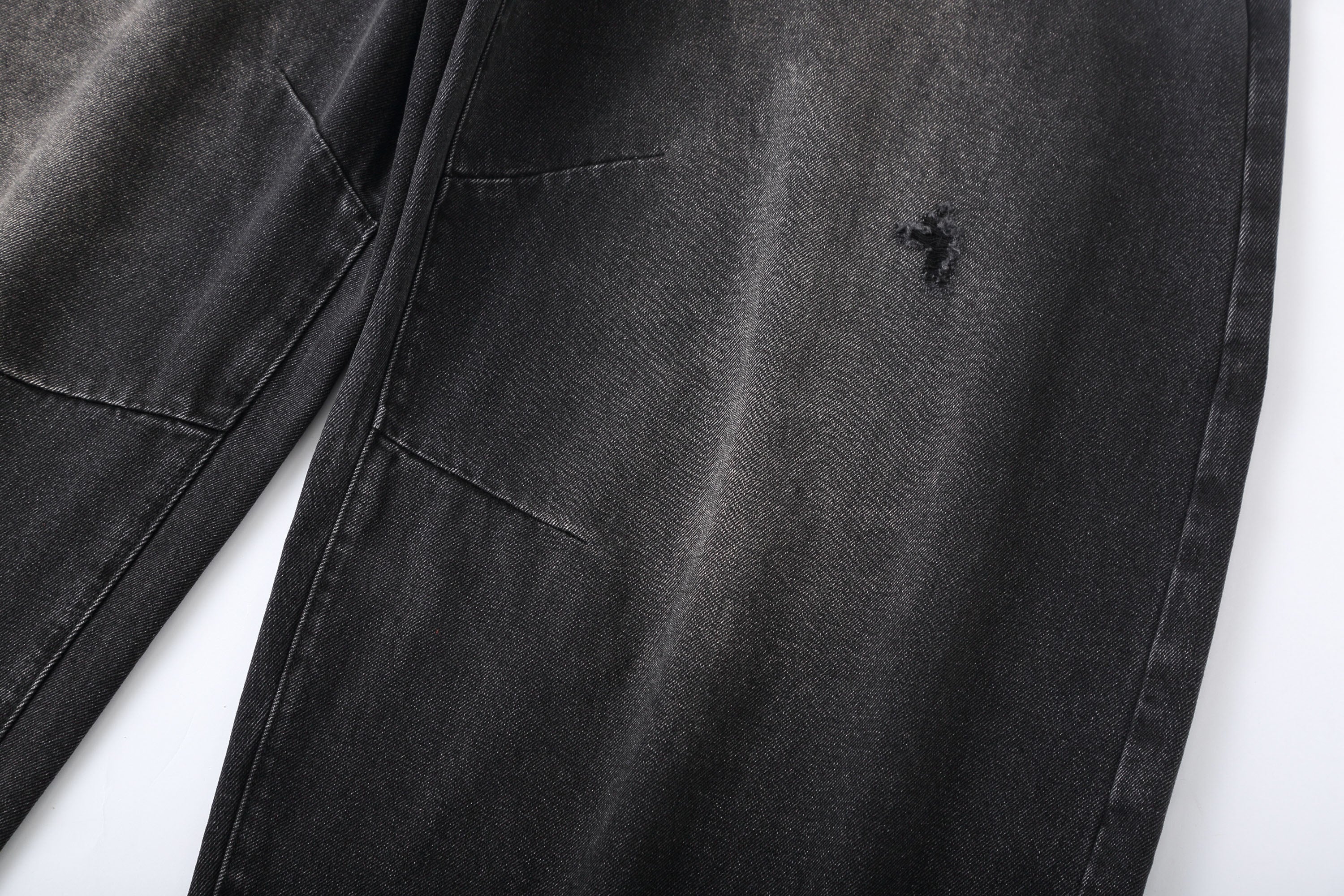 Distressed Black Baggy Jeans