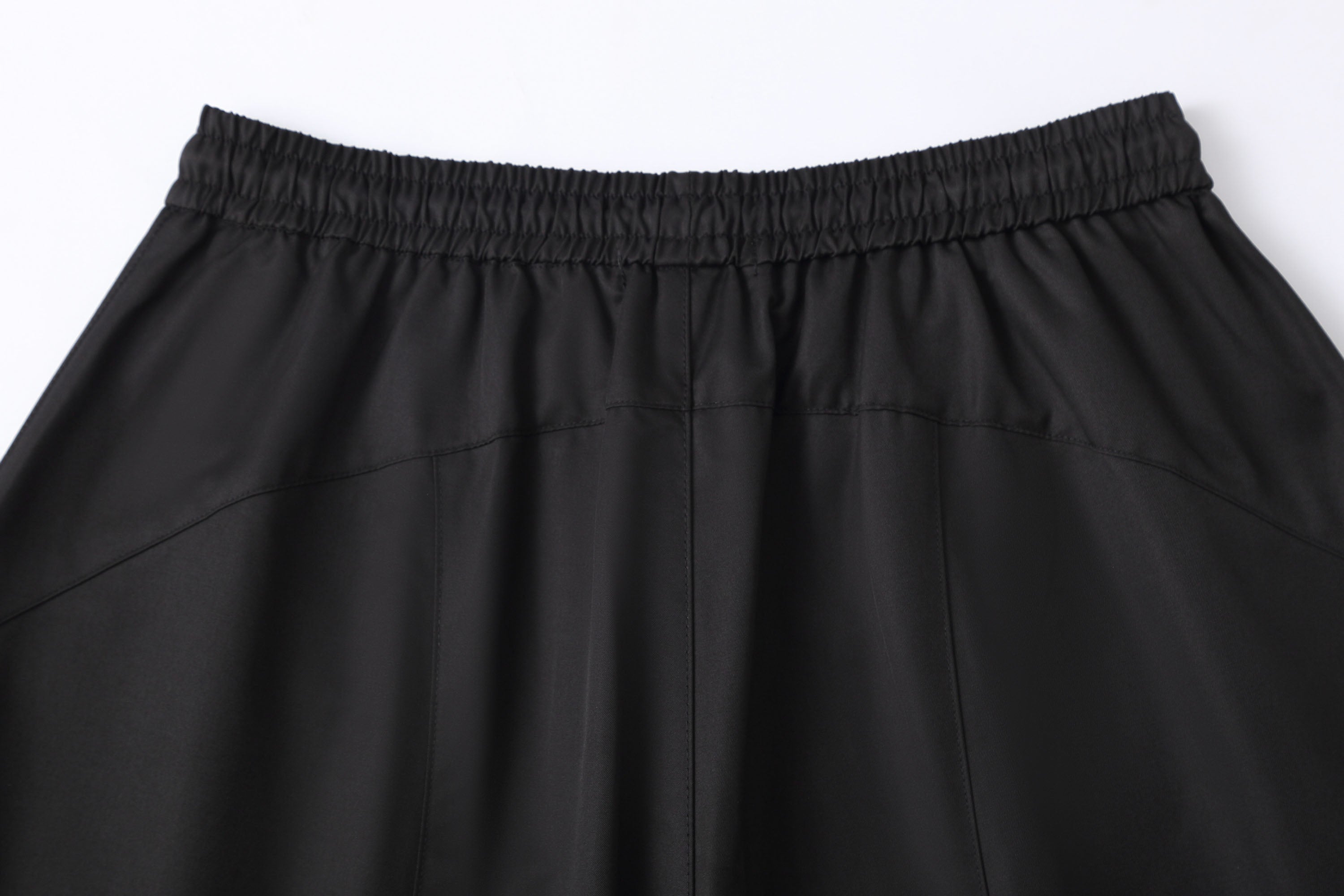 Curved Panel Relaxed Fit Drawstring Pants