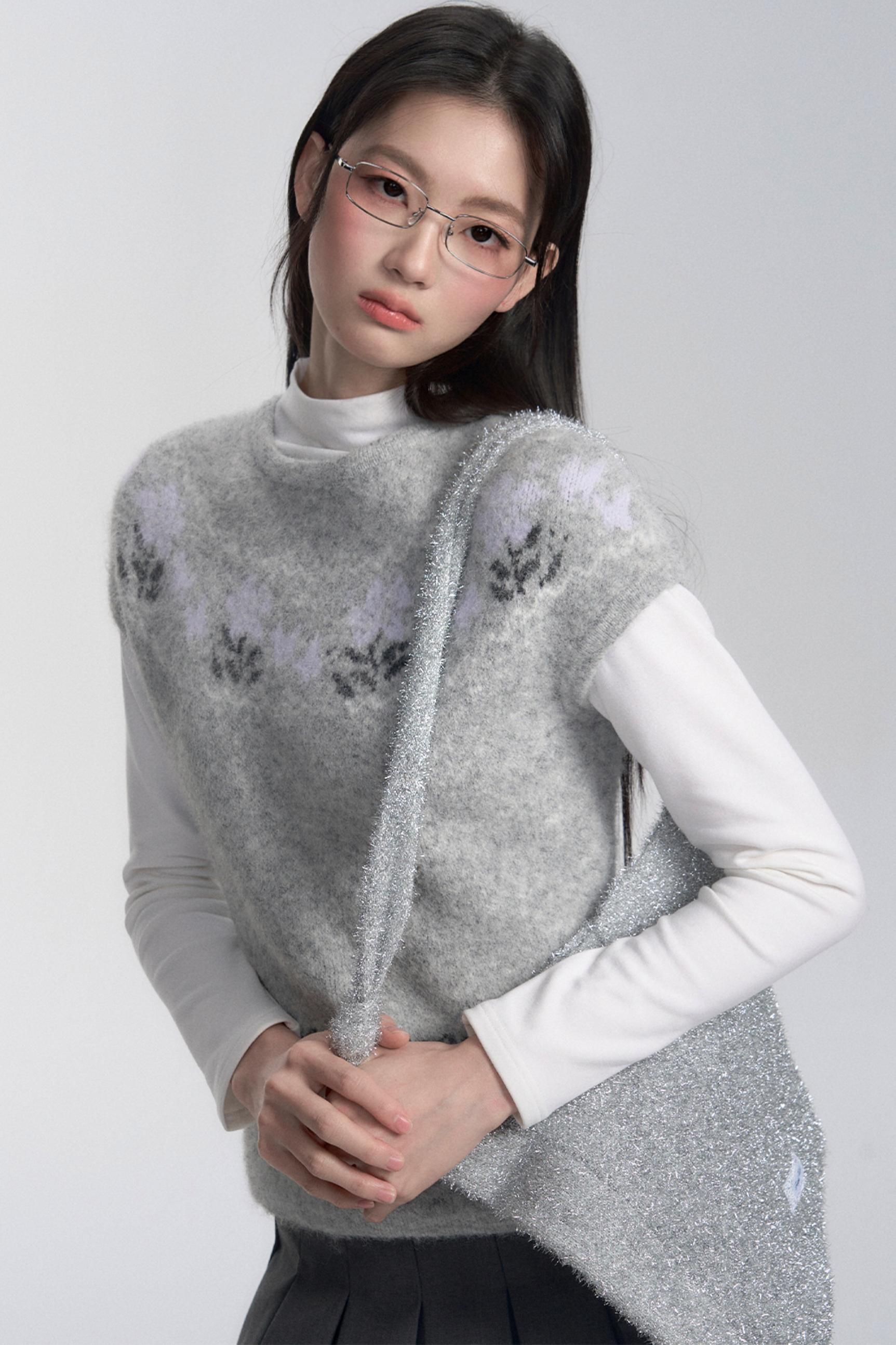 Grey Patterned Layered Knit Blouse Set-Up