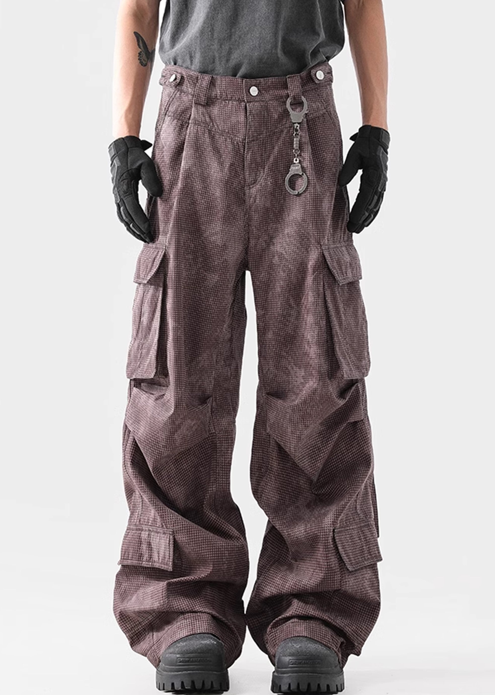 Textured Chain Cargo Pants