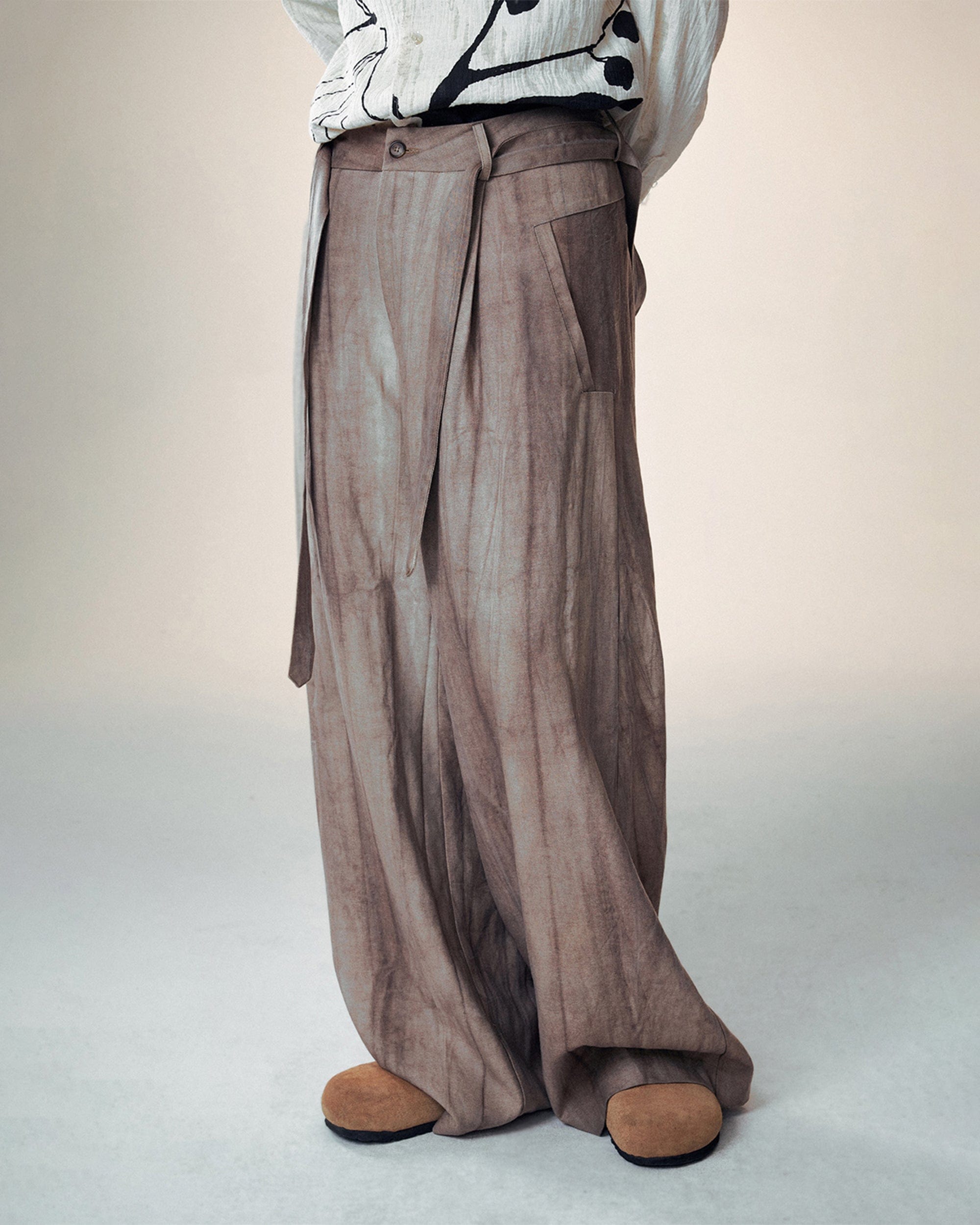 Wide-Leg Linen Pants