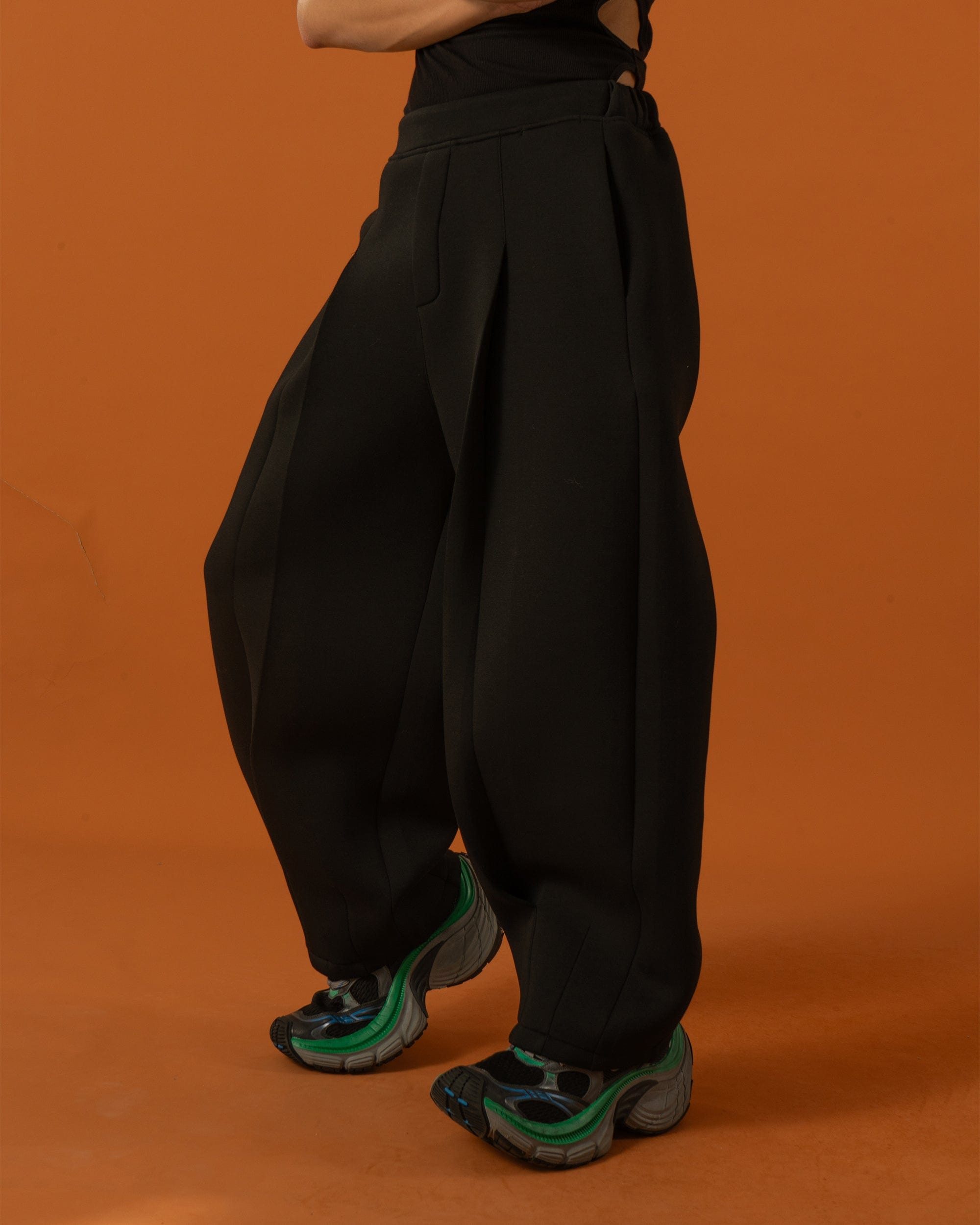 Wide Leg Pleated Crinkled Sweatpants