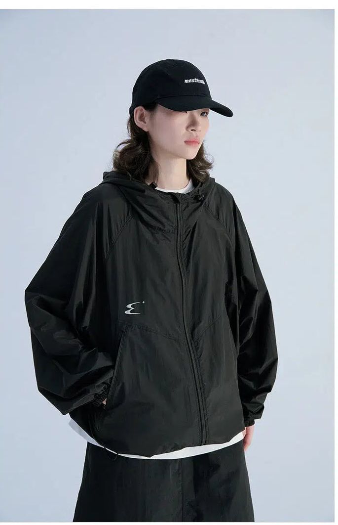Functional Hooded Windbreaker Jacket in Lightweight Fabric - chiclara