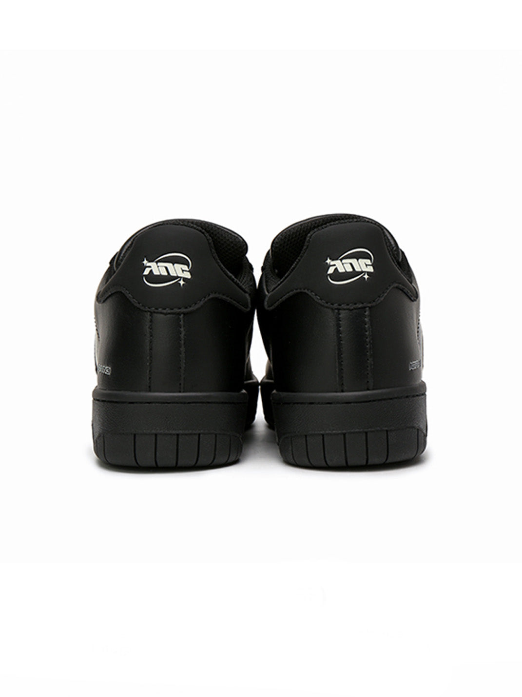 Platform Sneakers with 3 Interchangeable Laces