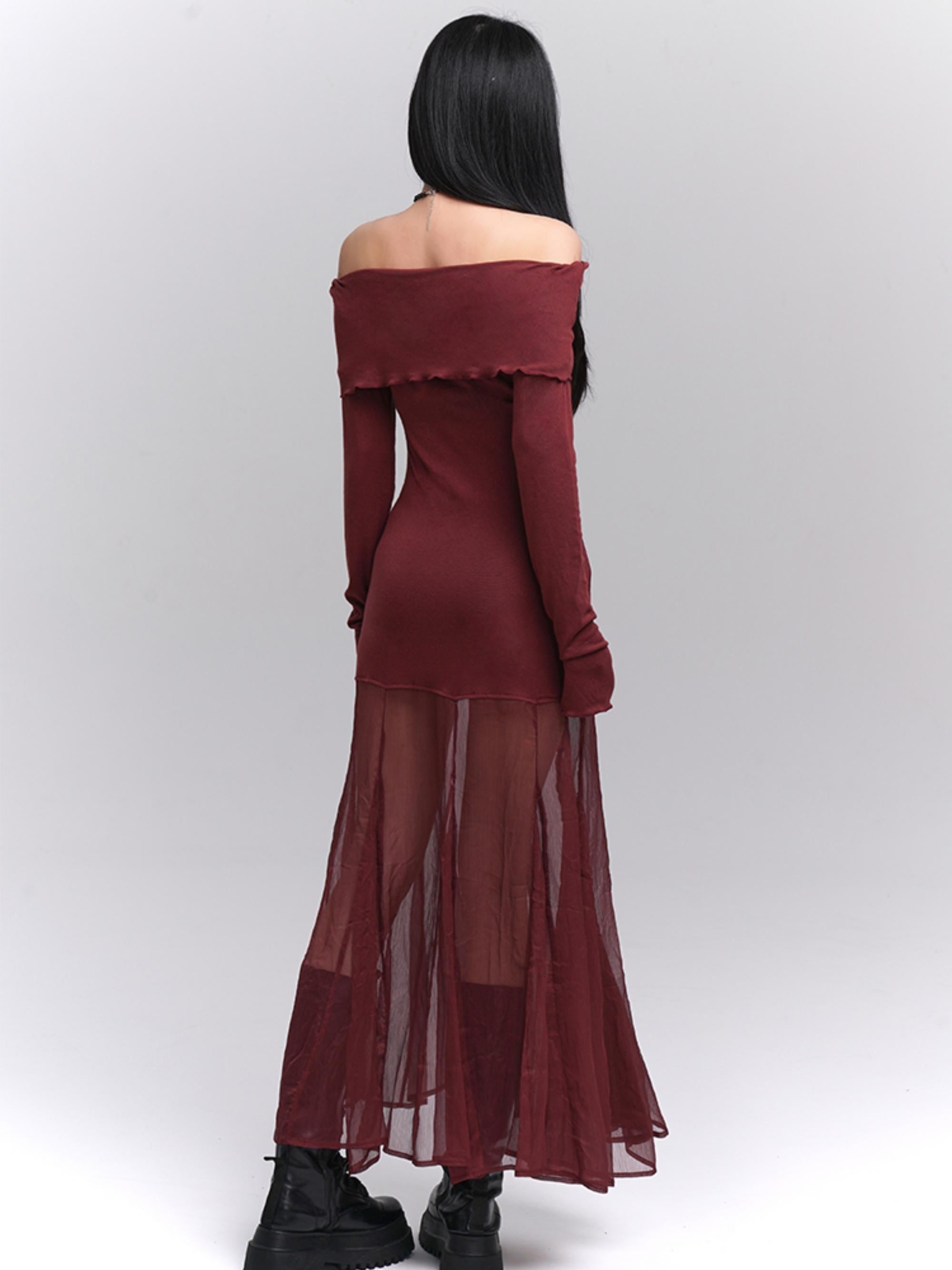 Gothic Romance Off-Shoulder Maxi Kleid