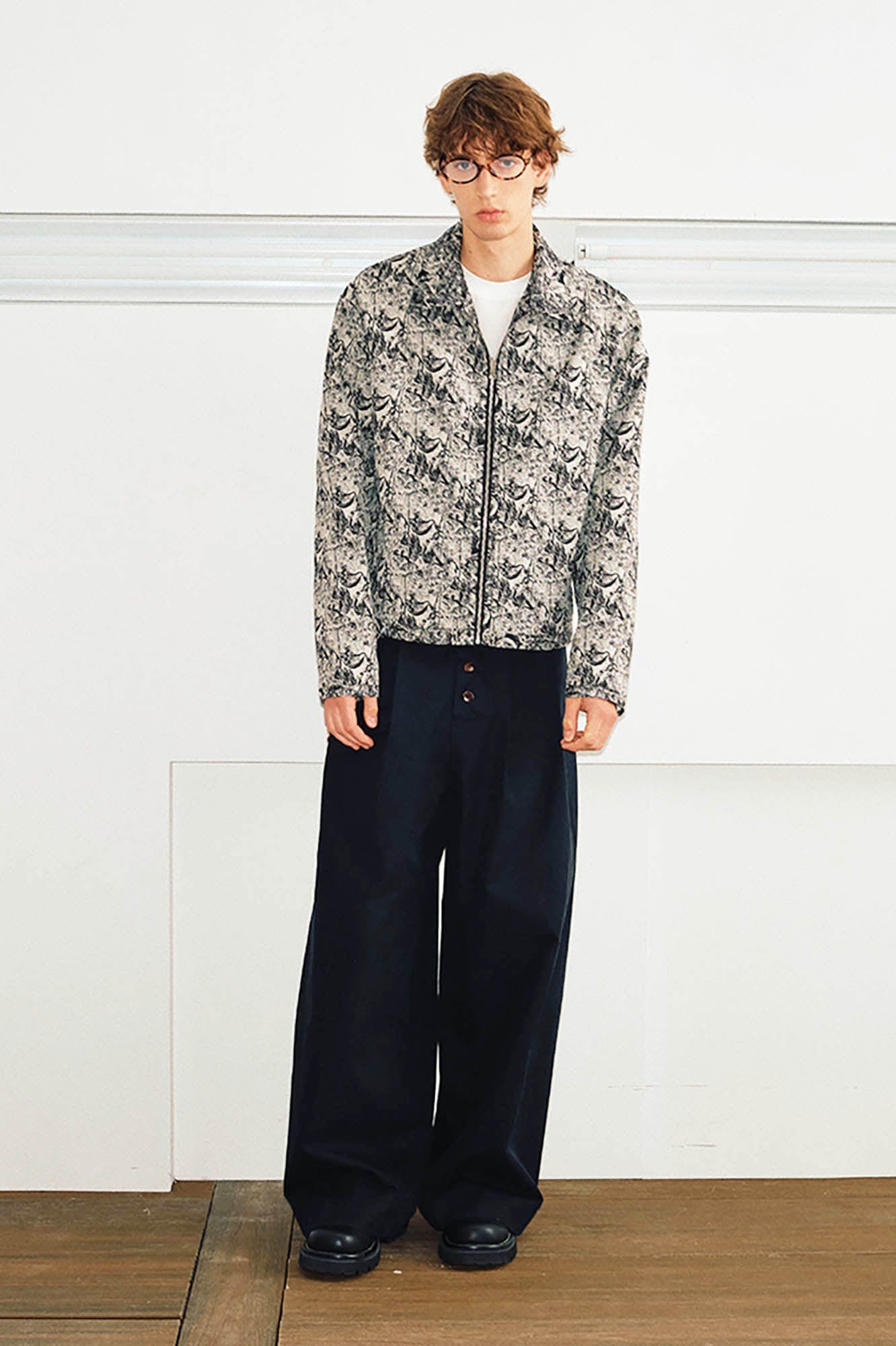 Wide-Leg Navy Trousers with Button Fly