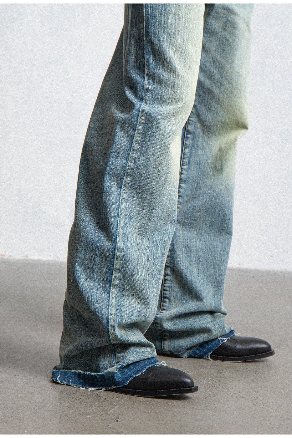 Raw Edge Light Wash Jeans