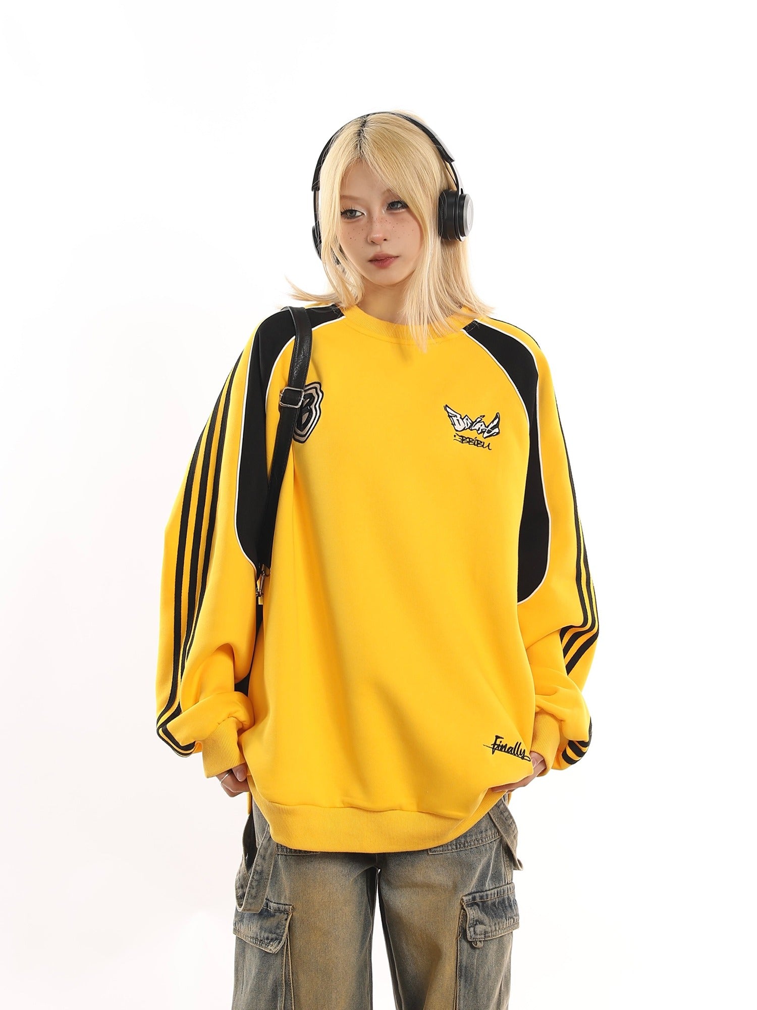 Athletic Three-Bar Oversized Sweatshirt