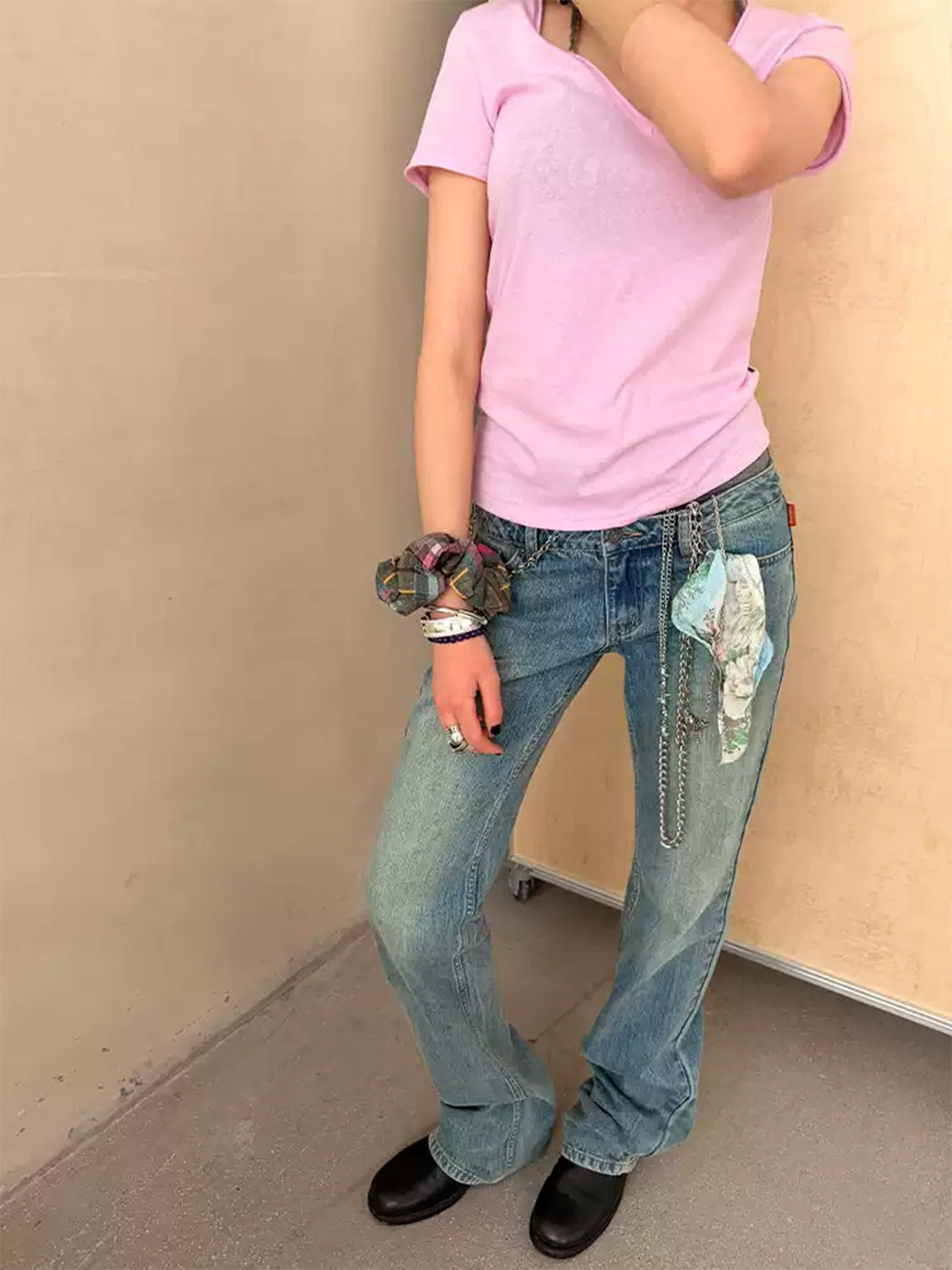 Low-Waist Slim Flare Jeans
