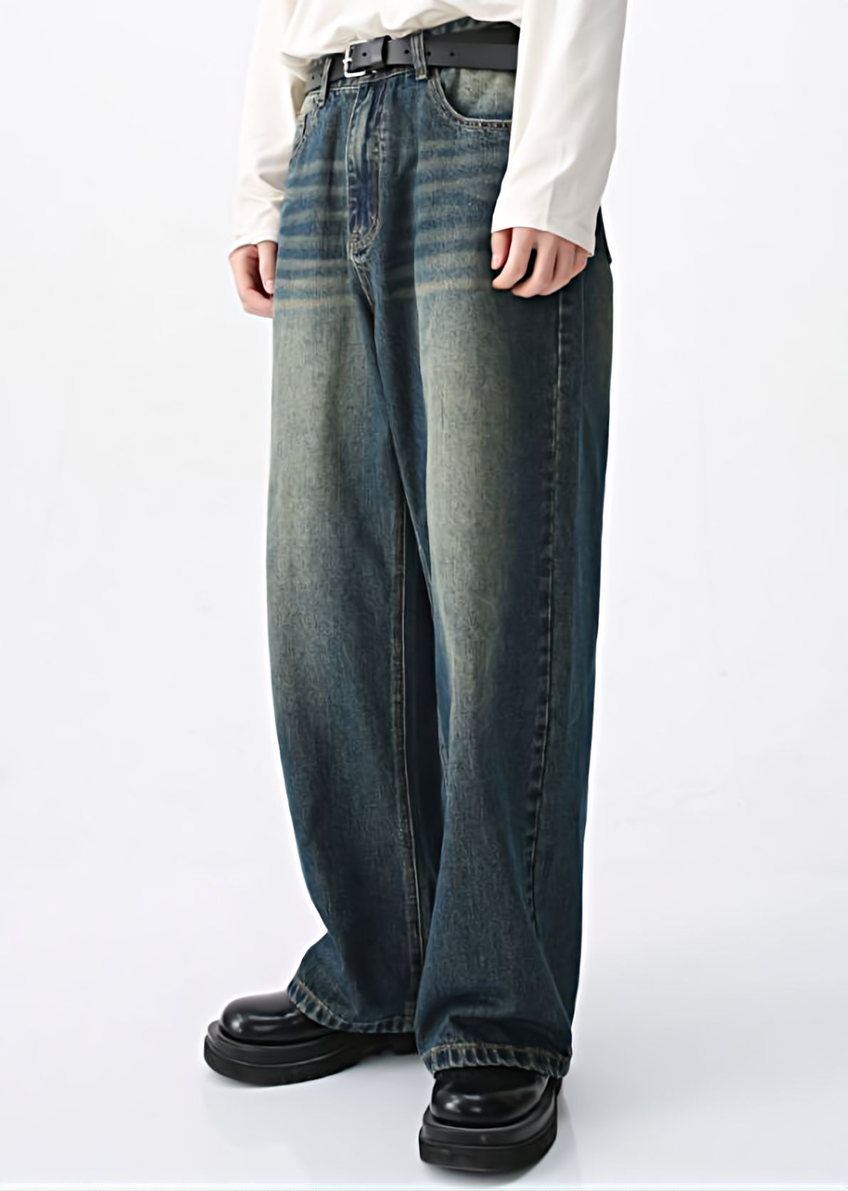 Two-Tone Wide Leg Vintage Wash Jeans