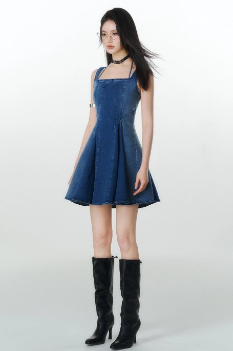 Halter Neck Pleated Denim Dress - chiclara