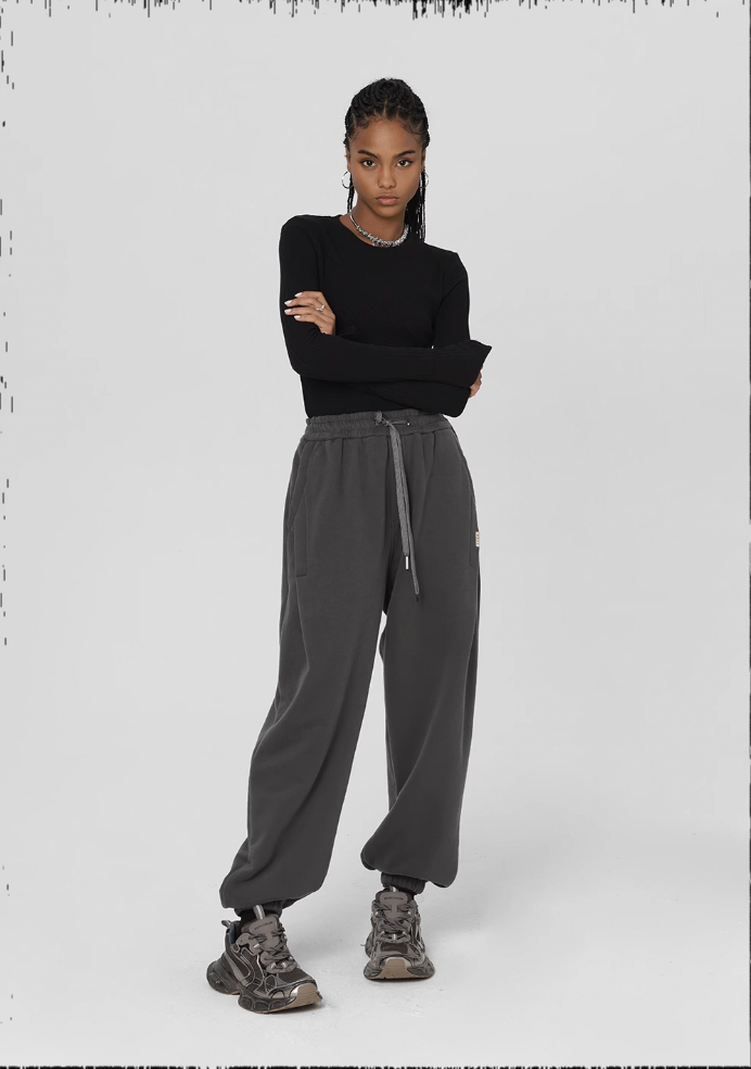 Loose Embroidery Sweatpants - chiclara