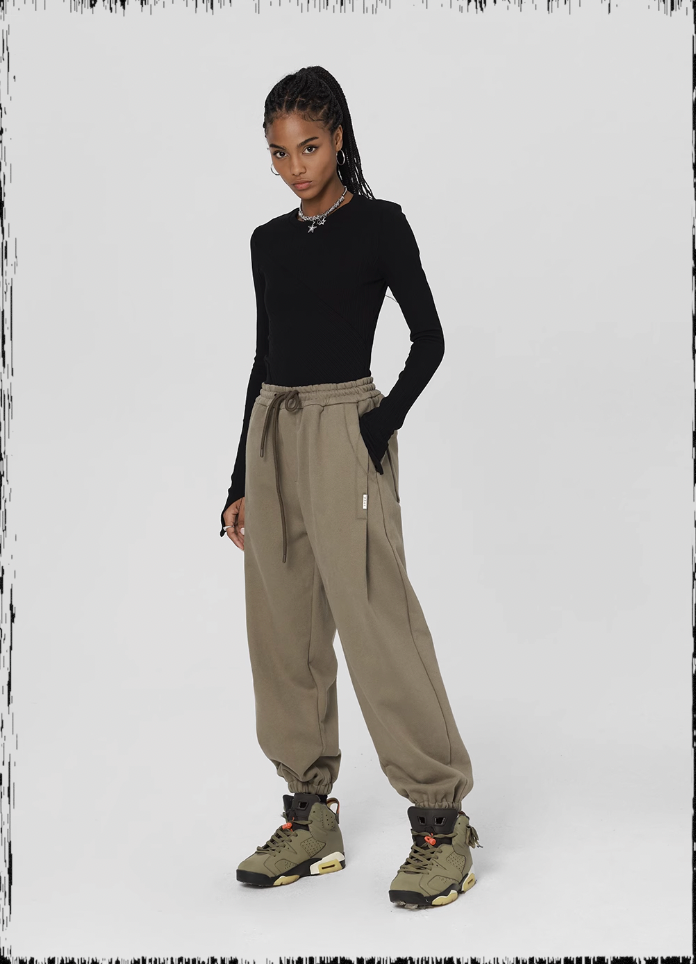 Loose Embroidery Sweatpants - chiclara